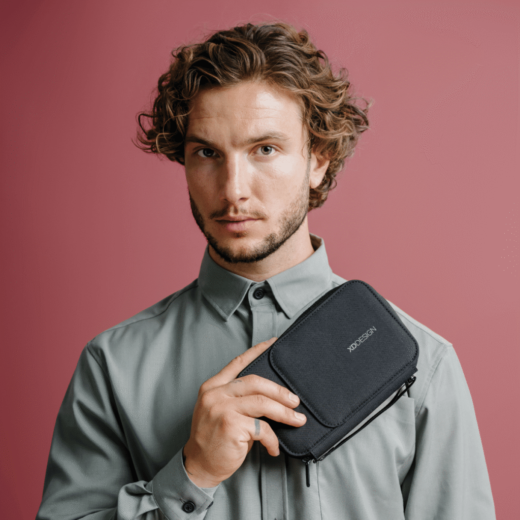Étui passeport RFID 3-en-1 — XD Design